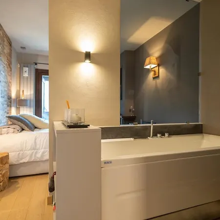 Luxury By Grand Sitea